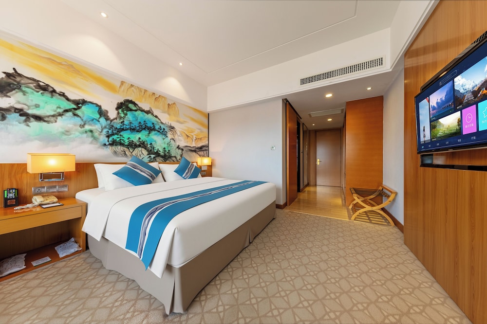 King Maker Grand Hotel 19/49
