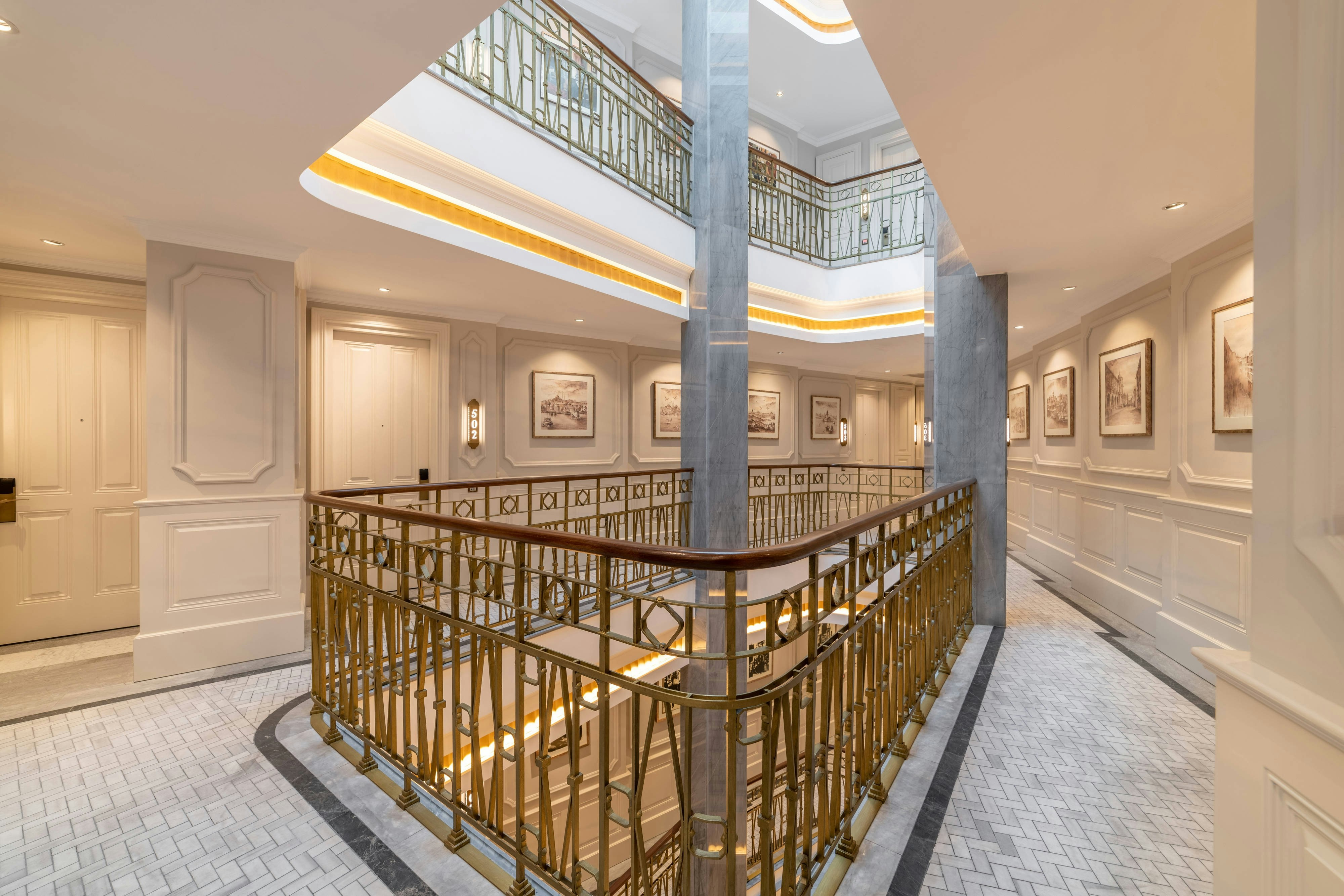 Orientbank Hotel Istanbul, Autograph Collection 2/7