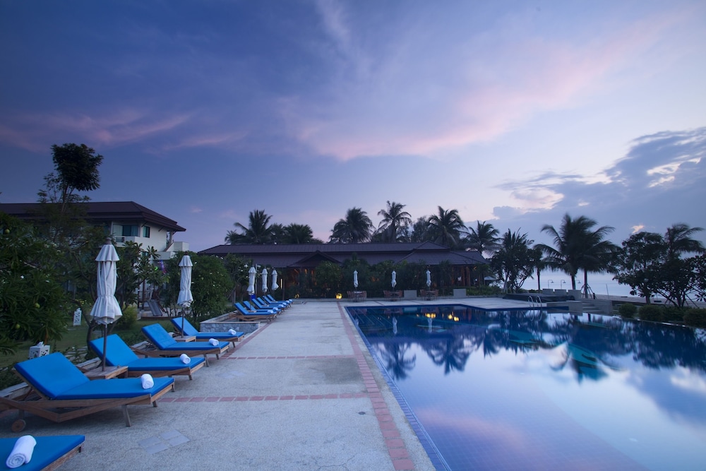 Kuiburi Hotel and Resort 34/41