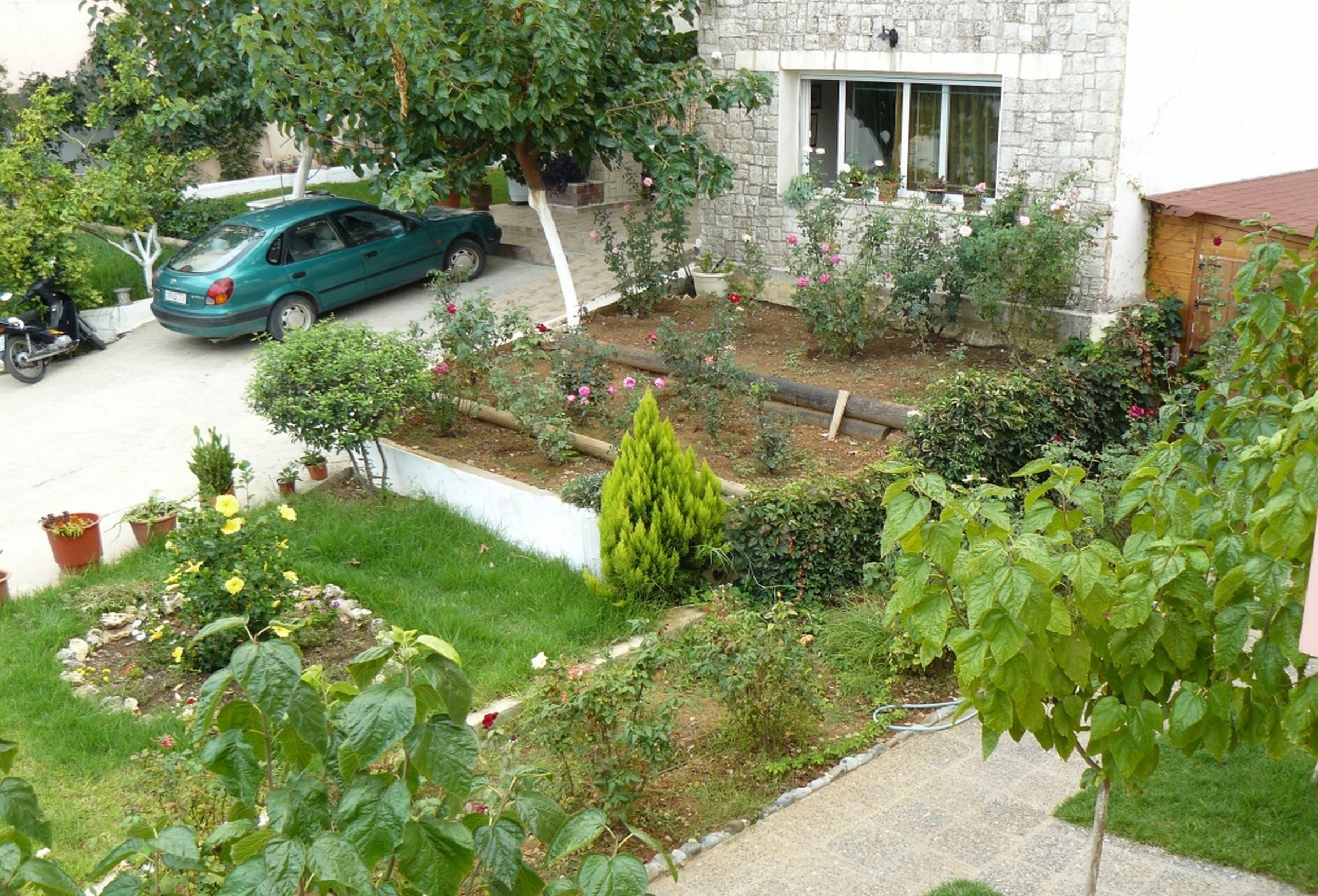 Leonidas Apartments 33/47