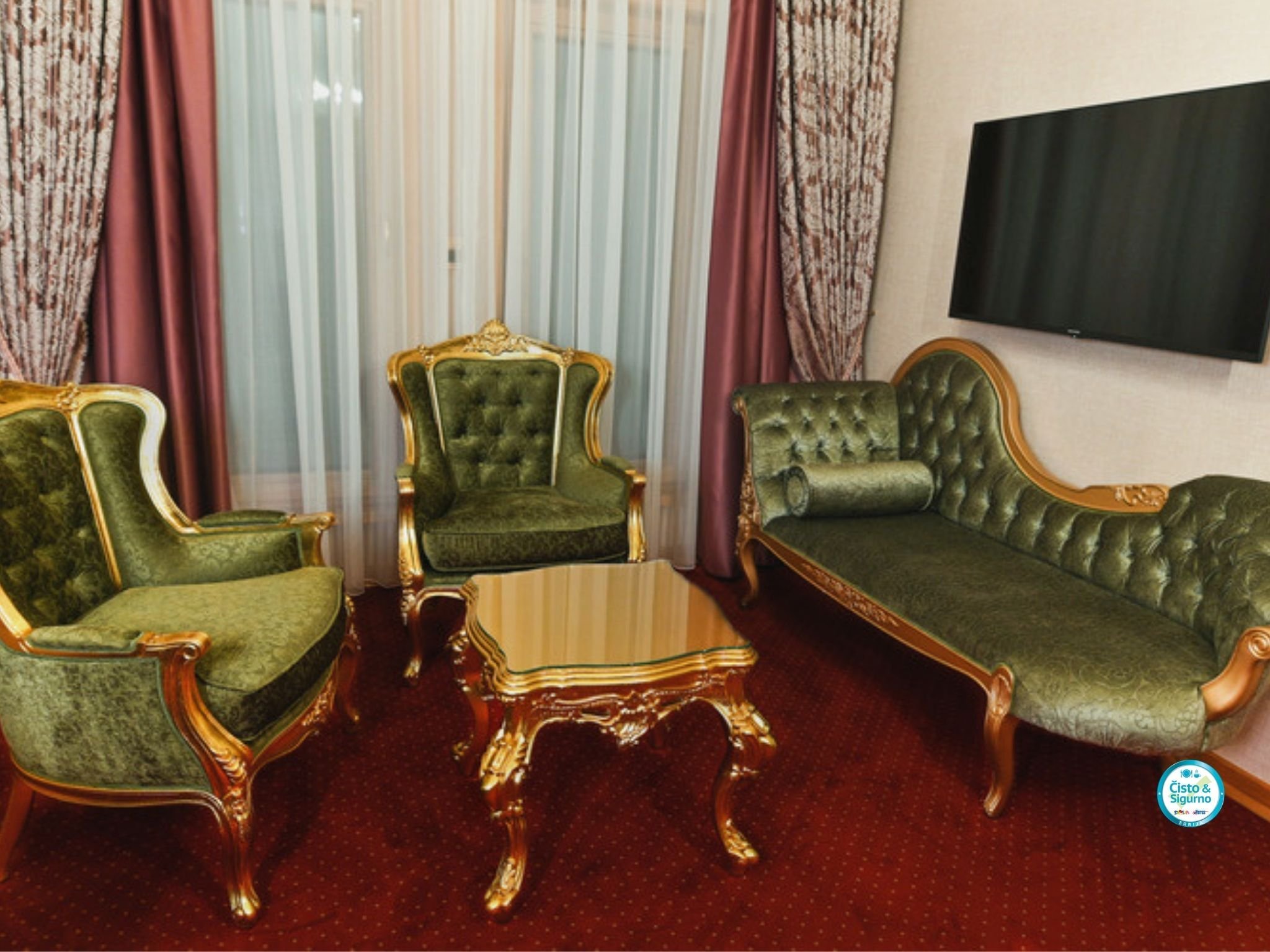 Executive, Suite