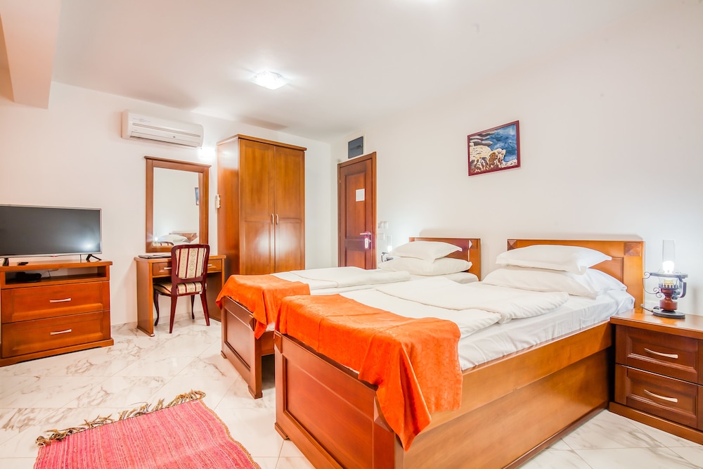 STANDARD, TWIN BEDS