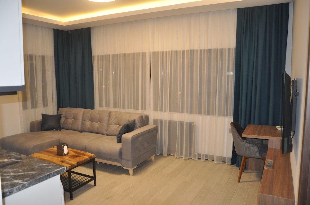 Golaz Suit Otel 24/43