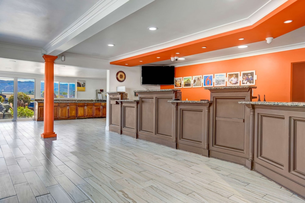 Lobby at Motel6 Ukiah, CA - North, UKIAH - CA