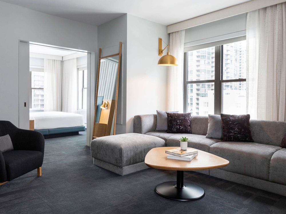 Hotel 55 Chicago Downtown 28/58