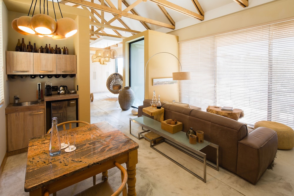 The Olive Exclusive All-Suite Hotel 13/30