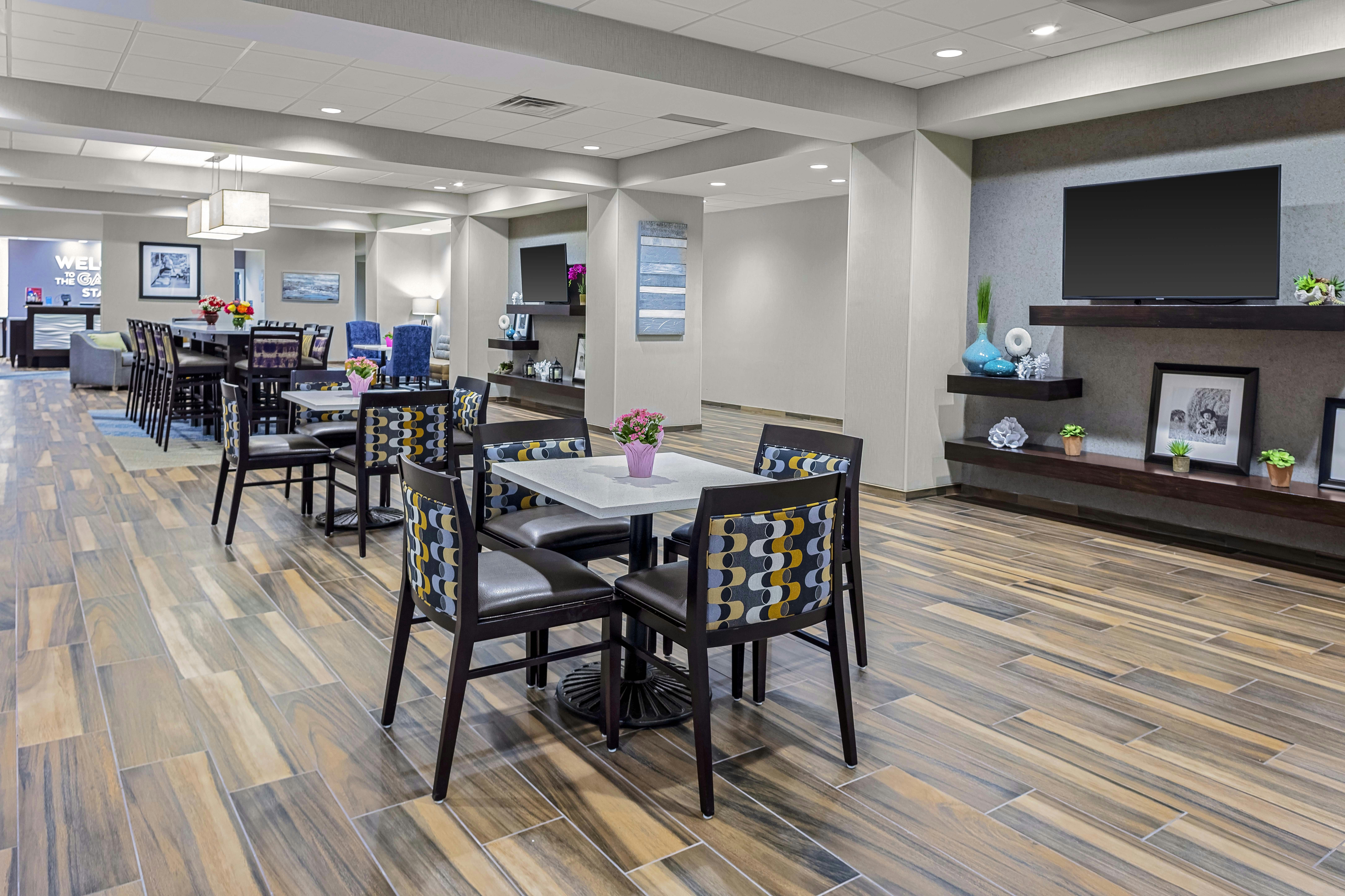 Hampton Inn Cranbury Nj 42/45