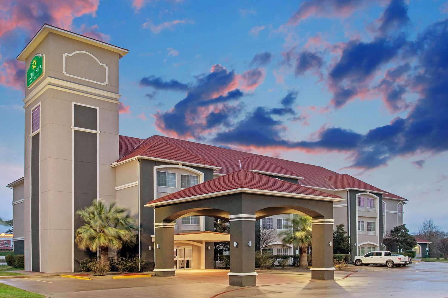 La Quinta Inn & Suites by Wyndham Fairfield TX 51/58