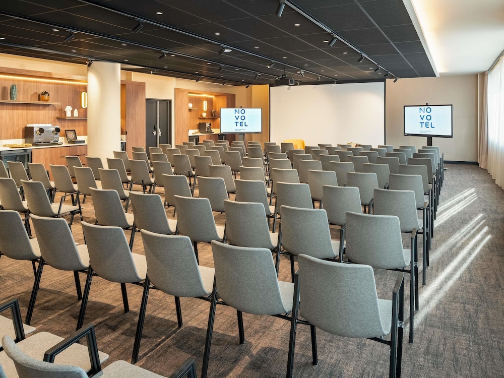 Novotel Paris La Defense Nanterre 45/50