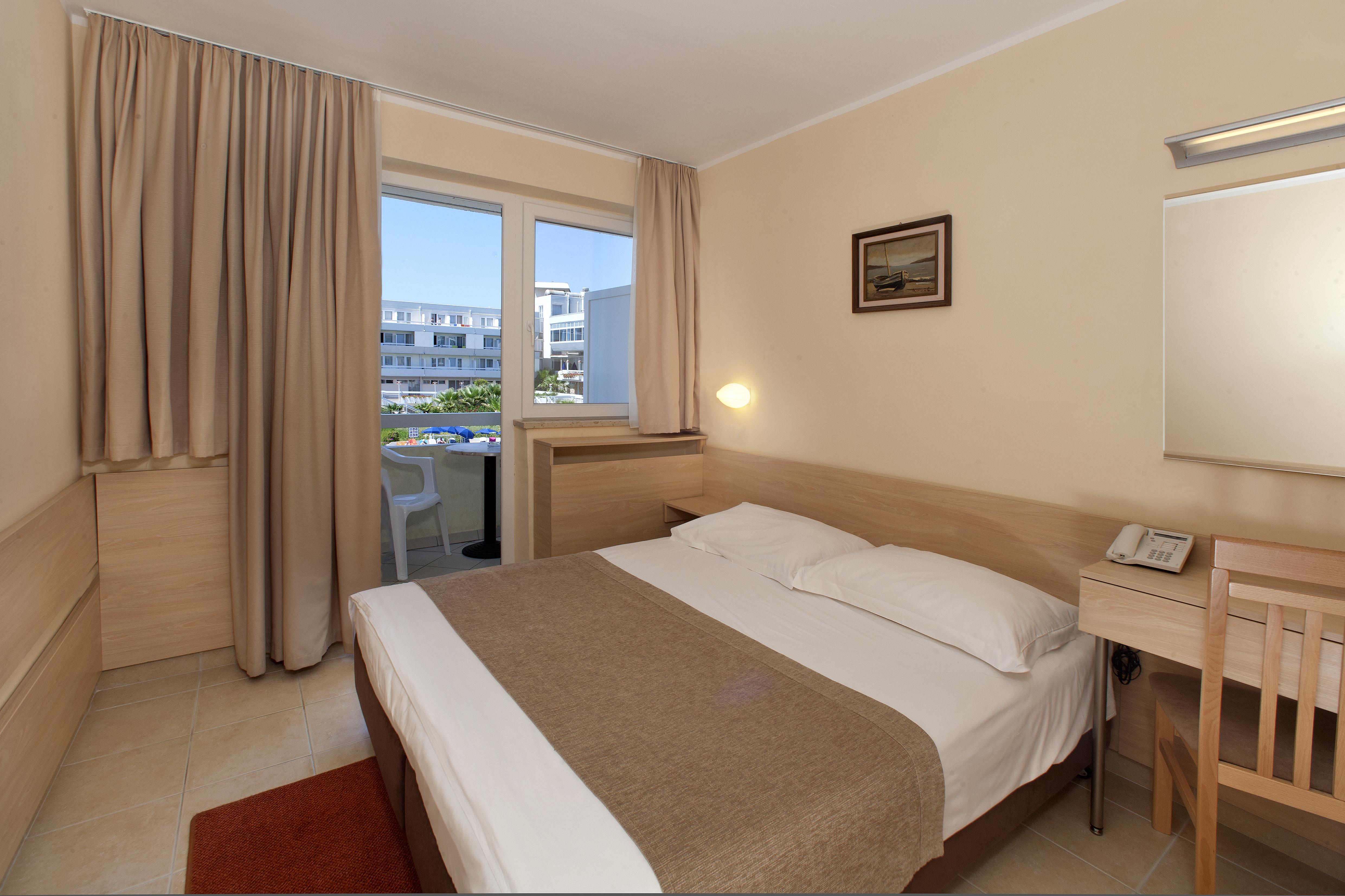 Classic, Double Bed, Sea Side, Balcony