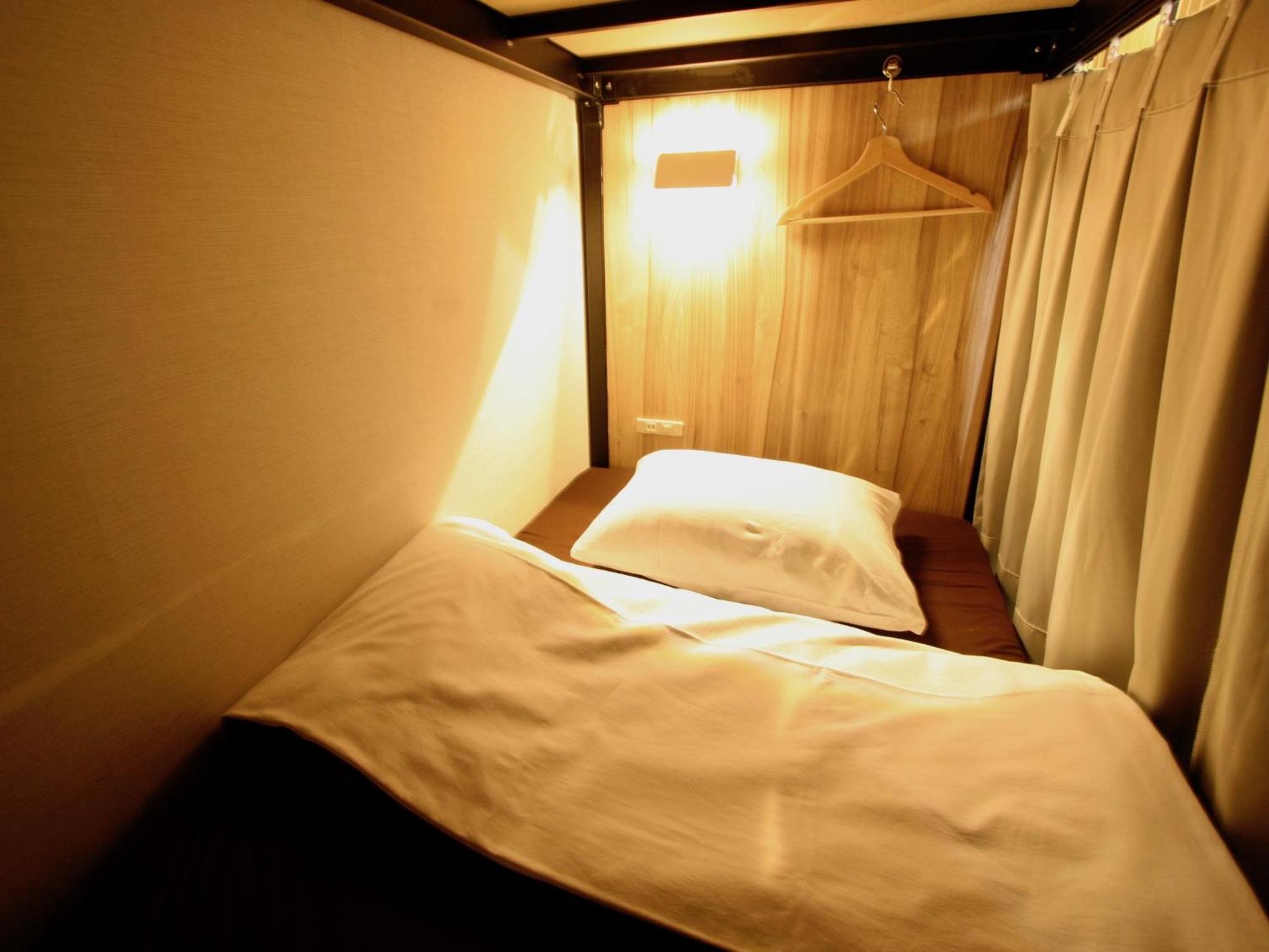 Semi Private, Bunk Bed, Shared Bathroom