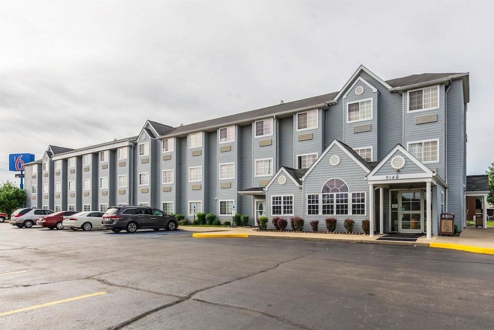 Motel6 Indianapolis, IN 41/51