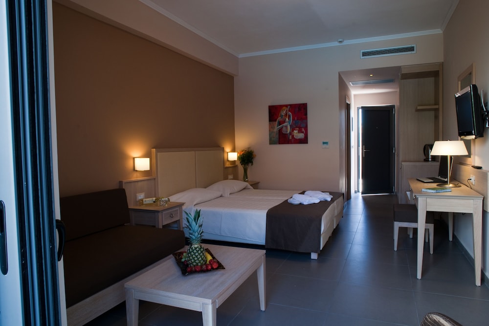 Superior, Triple, Double Bed, Mountain or Street View