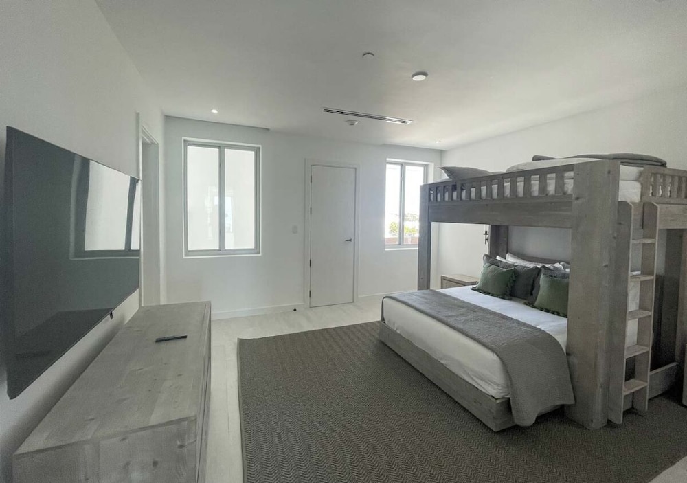 Condo, Luxury, 2 King Beds, Bunk Bed, Queen Bed