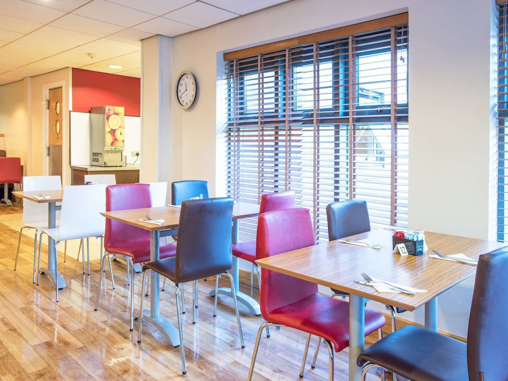 Travelodge Glasgow Airport 17/19