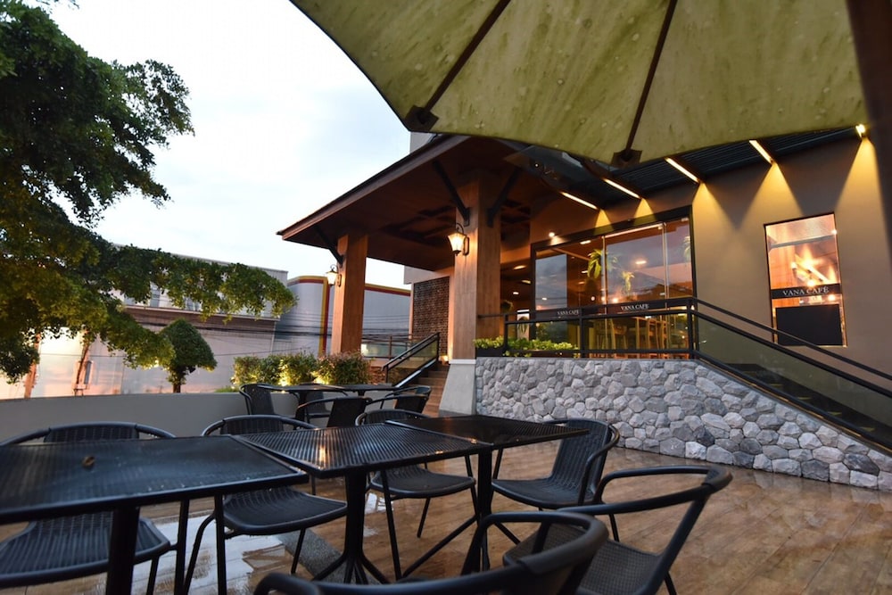 Leevana Hotel Hat Yai 37/40