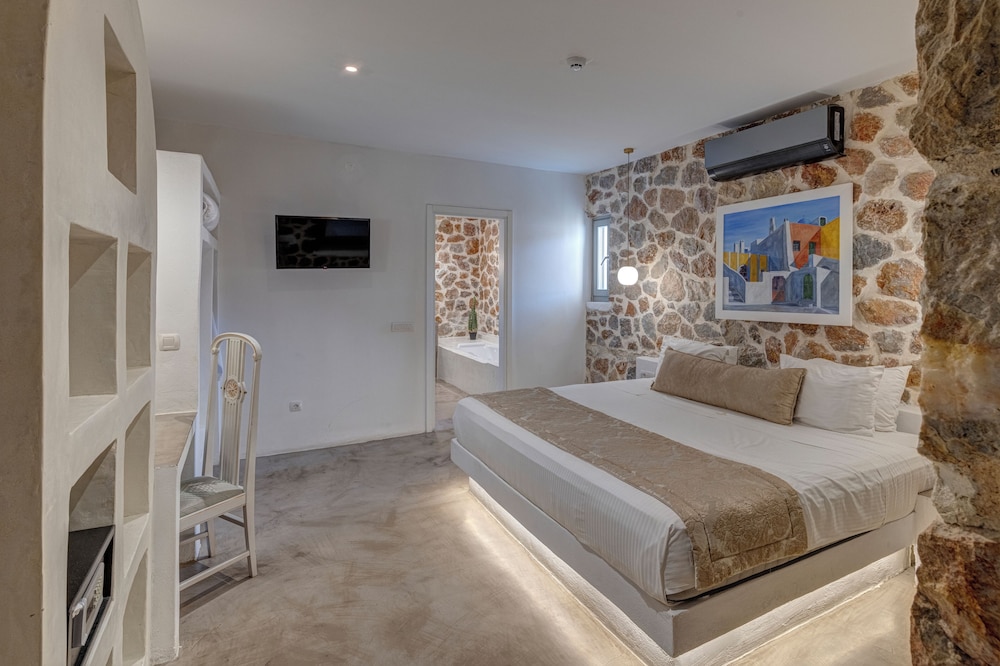 2 BEDROOMS, EXCLUSIVE, VILLA, HILL VIEW, PRIVATE POOL