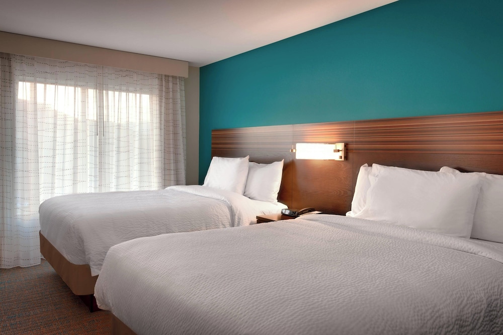 1 BEDROOM, SUITE, ACCESSIBLE