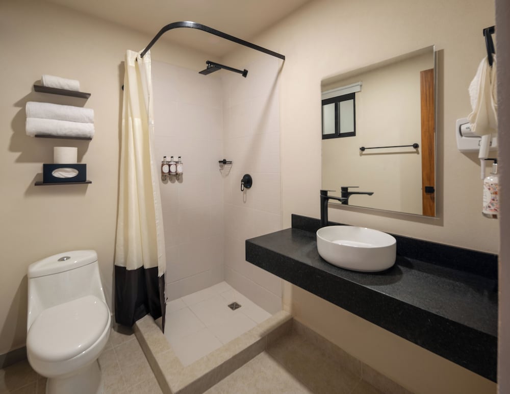 EVERGLADES SUITES 48/50