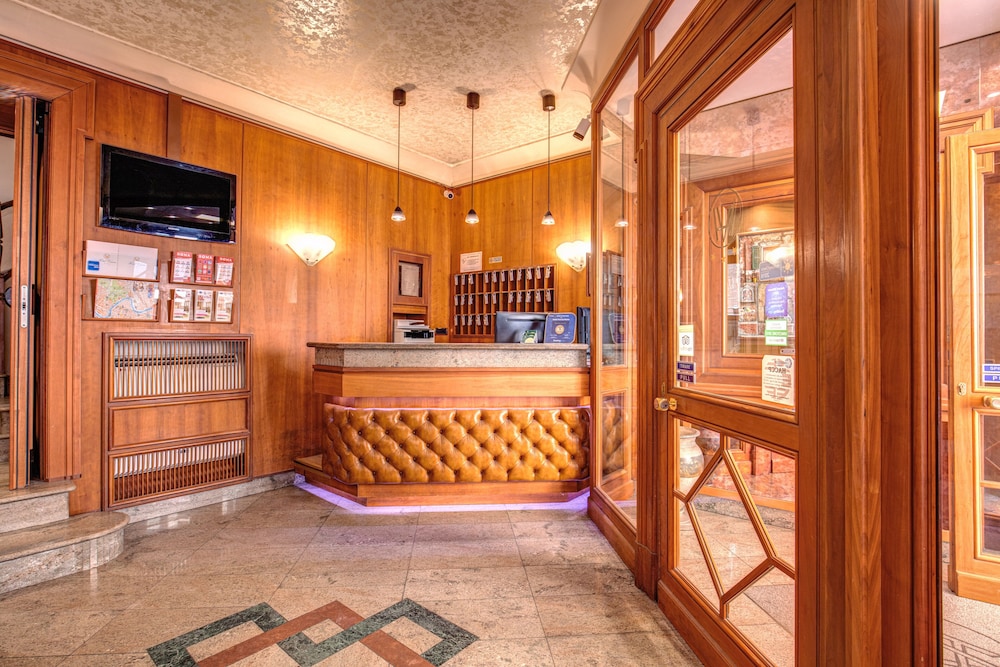 Hotel Verona Rome 8/56