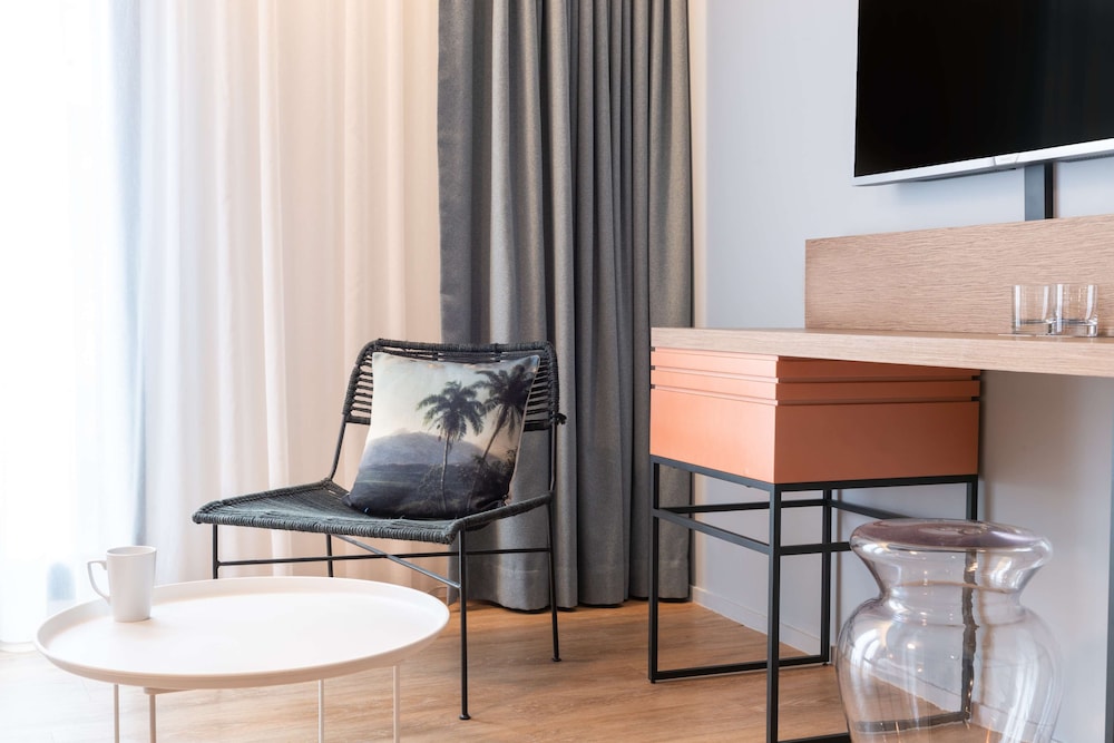 Golden Tulip Saint Malo 38/74
