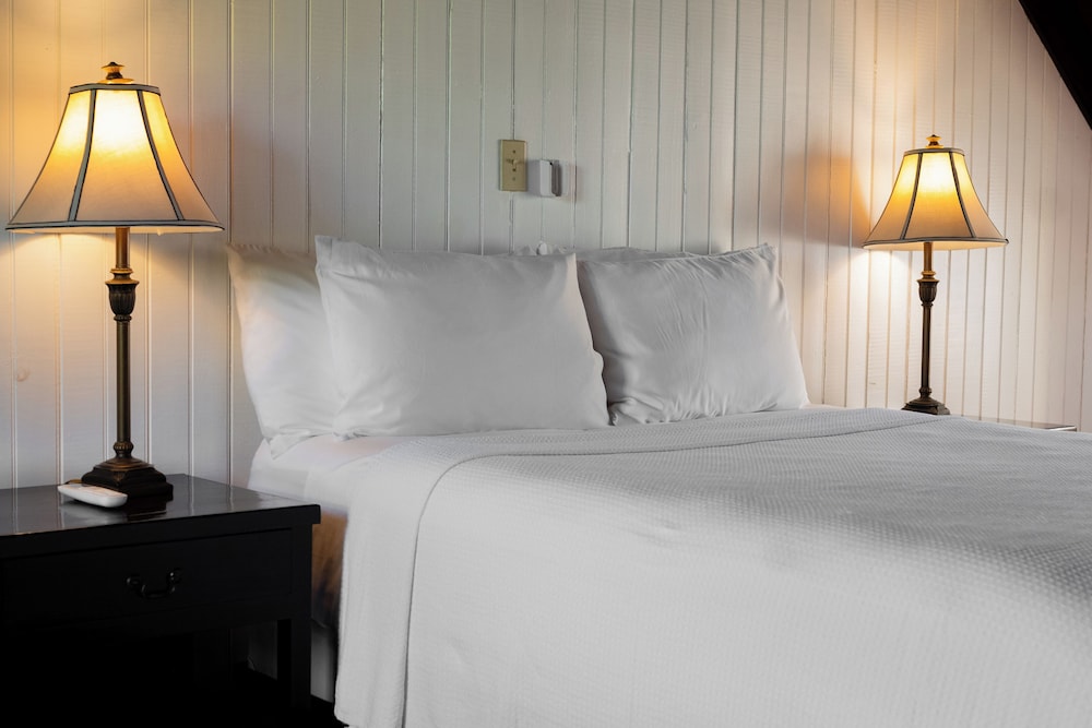 Copper and Lumber Store Hotel Boutique photo4
