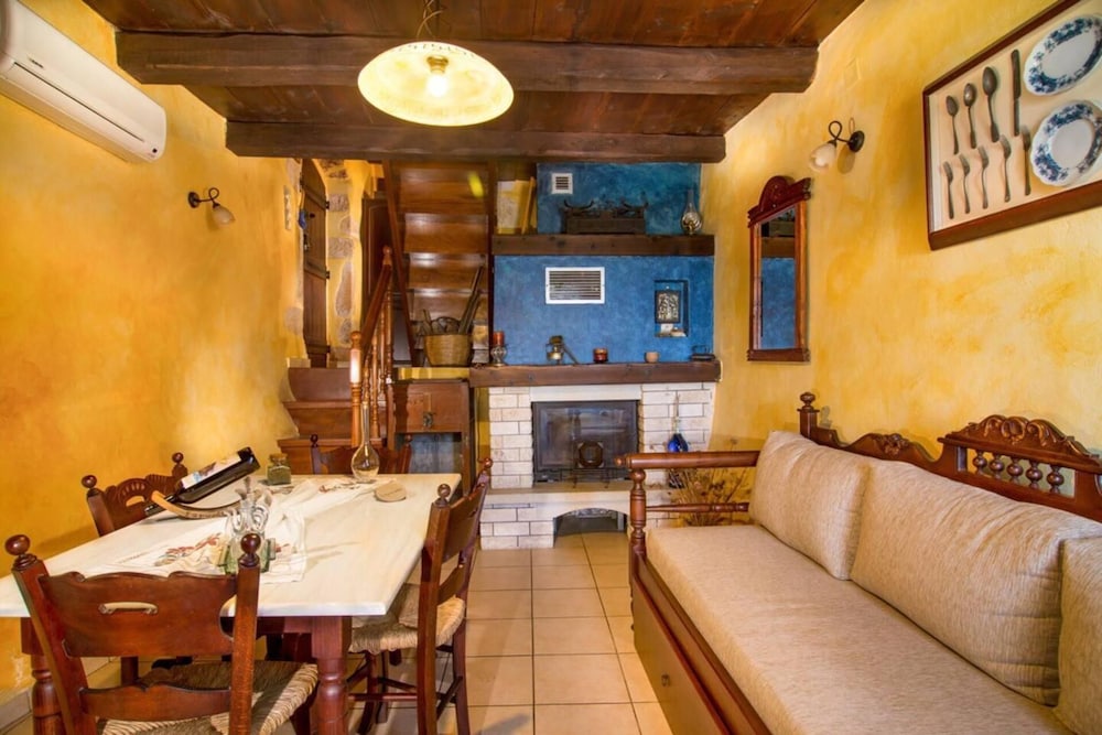 Samonas Traditional Villas 41/50