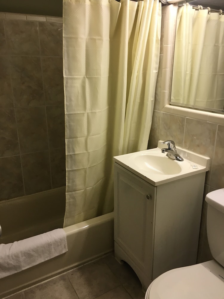 Eldorado Motor Inn 30/40