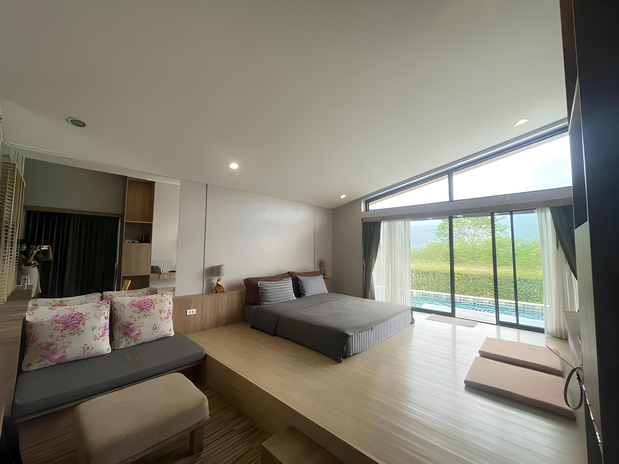 Cottage, 3 Futon Beds, Pool Access