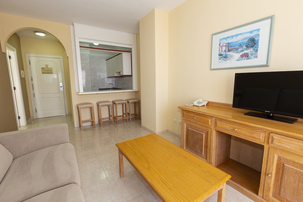 Villa De Adeje Beach 34/50