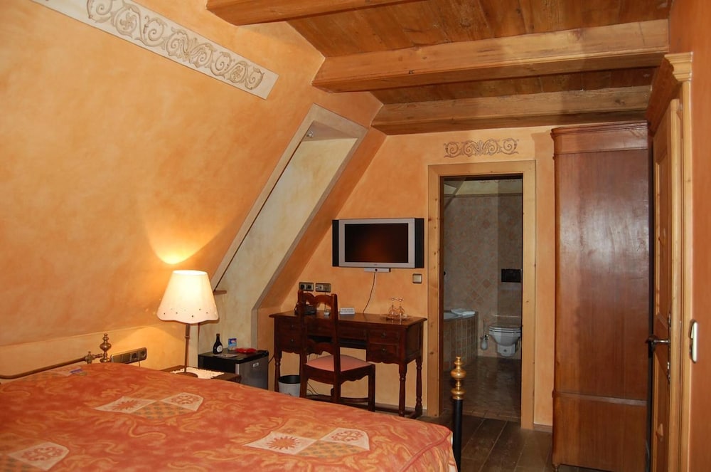 Historik Gotisches Haus Garni 16/71