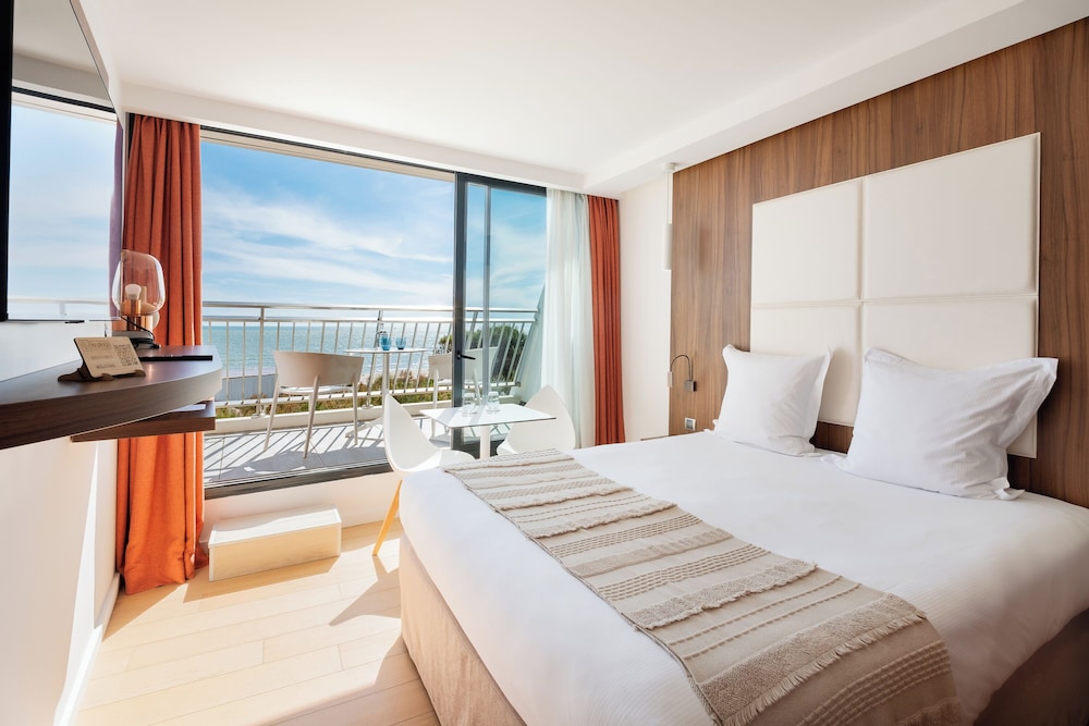 Room, King Bed, Sea View, Balcony