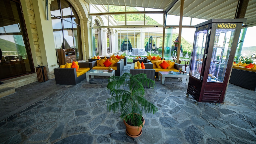 Marxal Resort And Spa 72/78