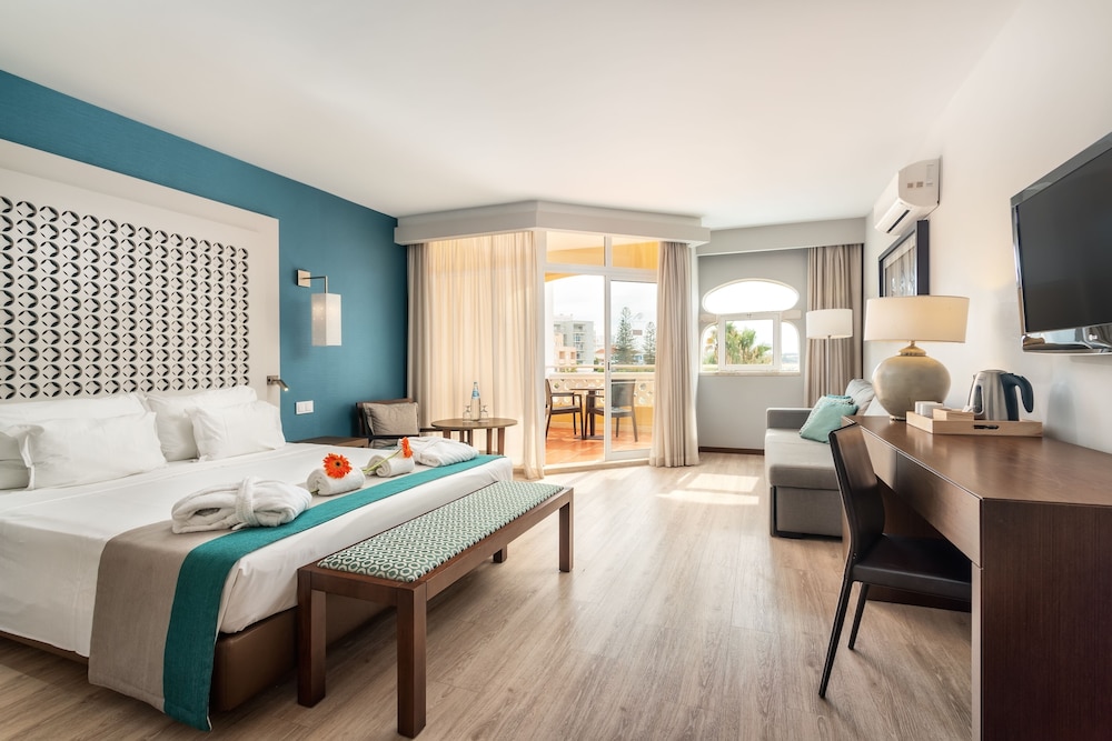 AP Oriental Beach - Adults Only 9/47