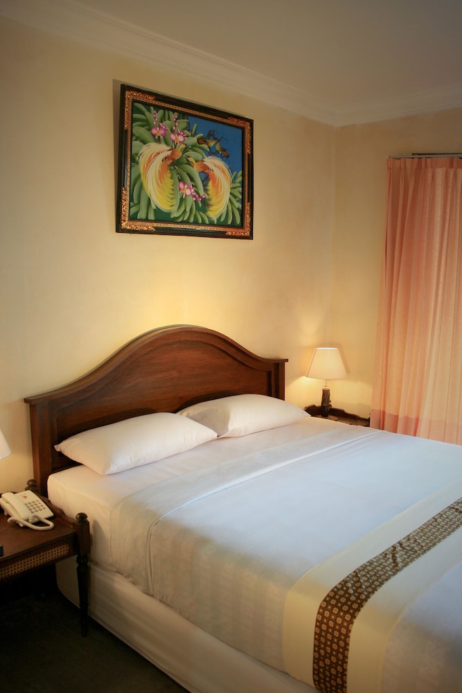 Taman Ayu Legian 20/75