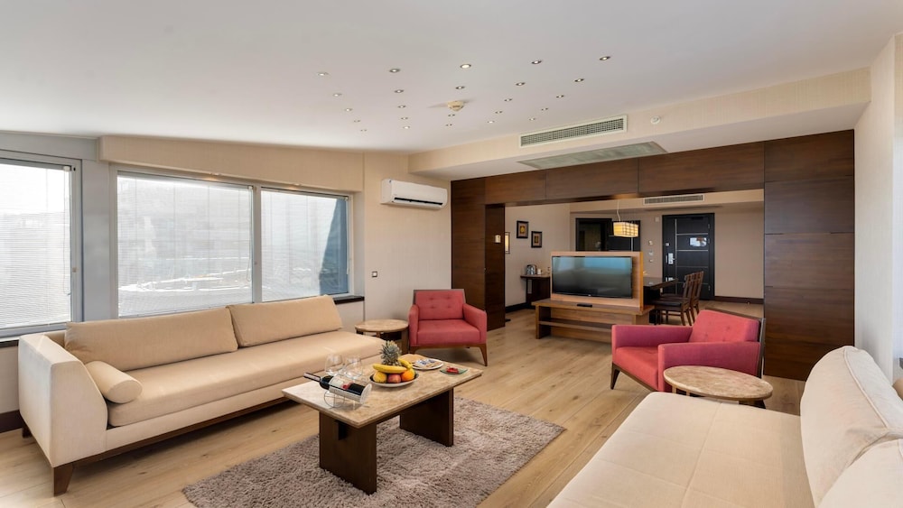 Limak Lara De Luxe Hotel and Resort 53/81