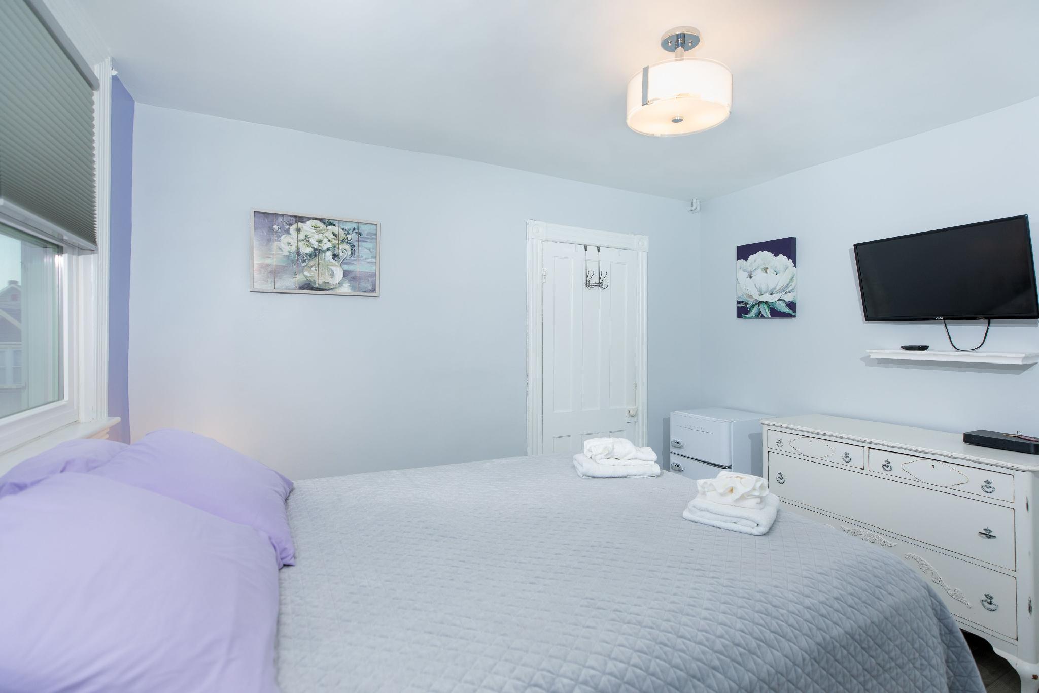 Sweet, Standard, Double Bed