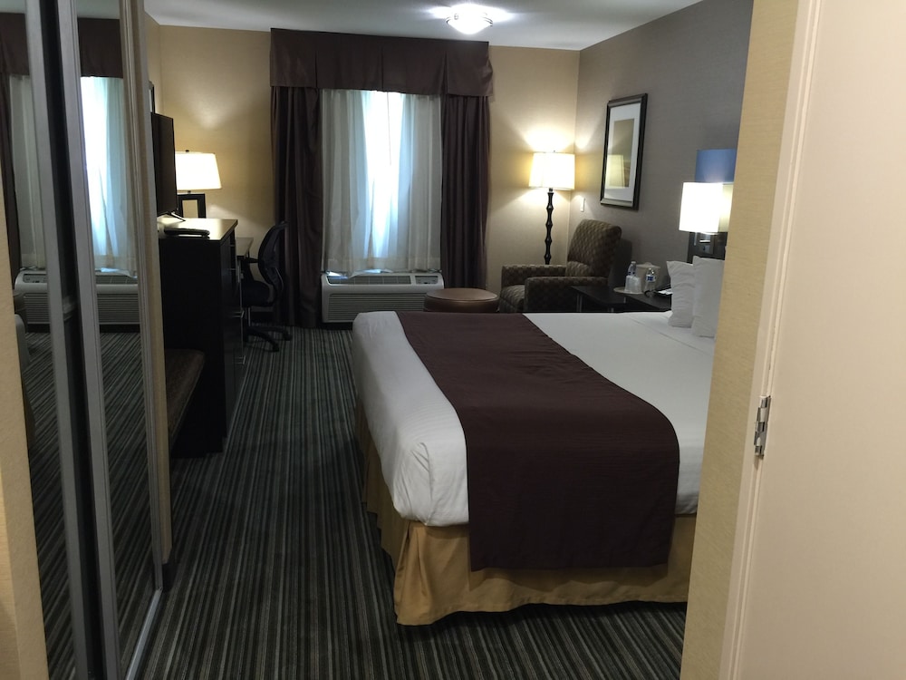 Best Western Brentwood Inn 8/31