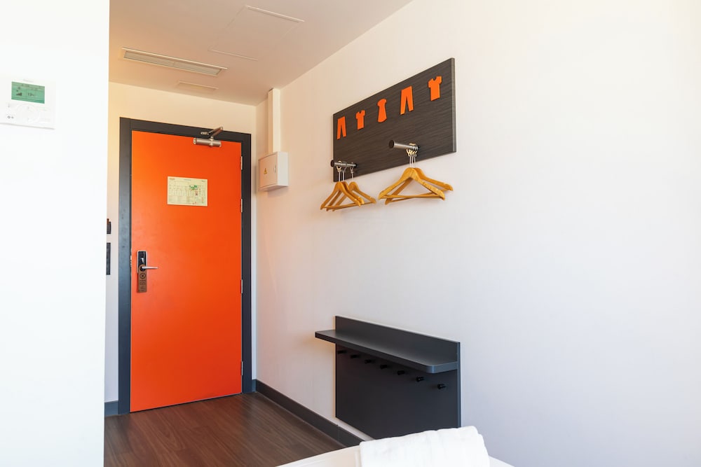 Easyhotel Malaga City Centre 10/59