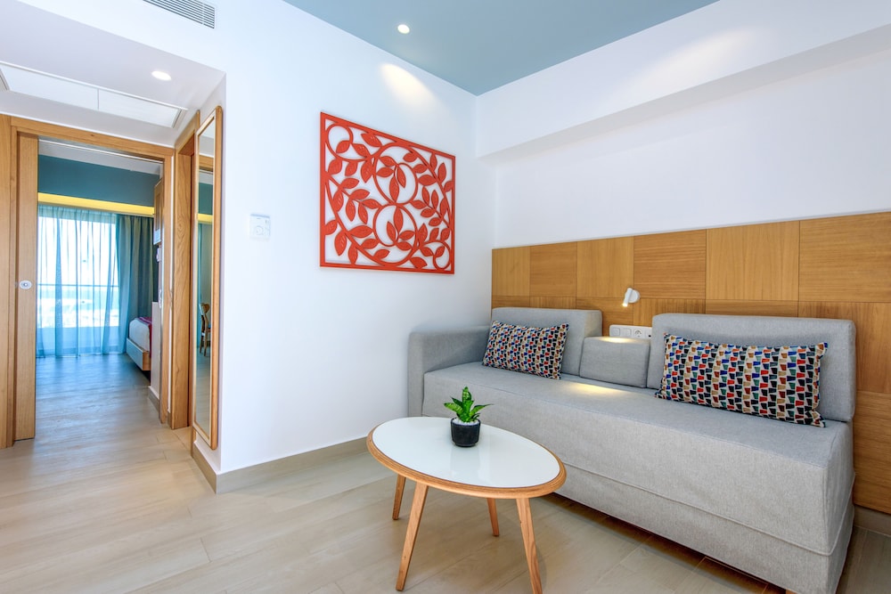 Lyttos Mare Exclusive Beach Resort 79/97