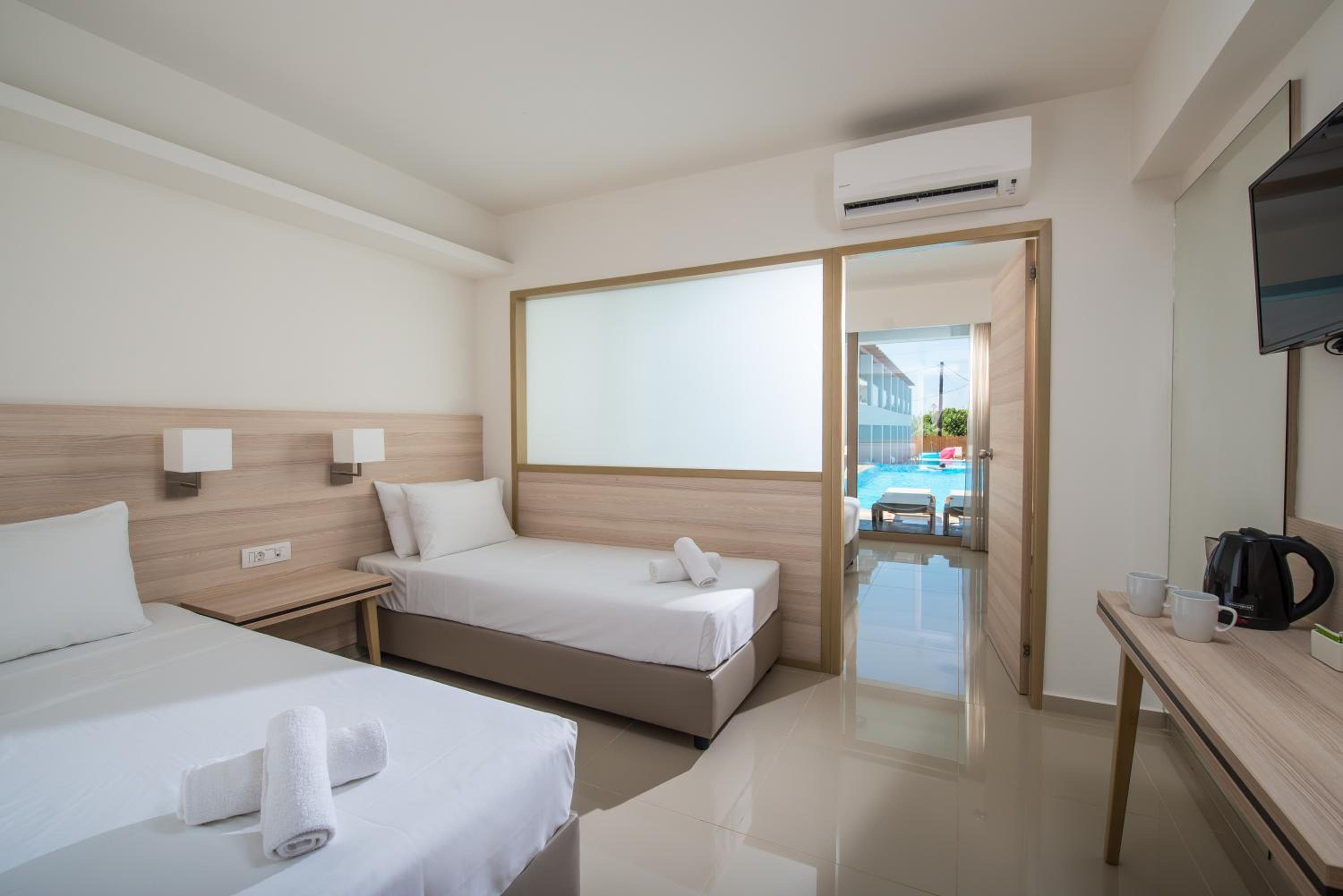 Swim Up, Family Suite, Single Bed
