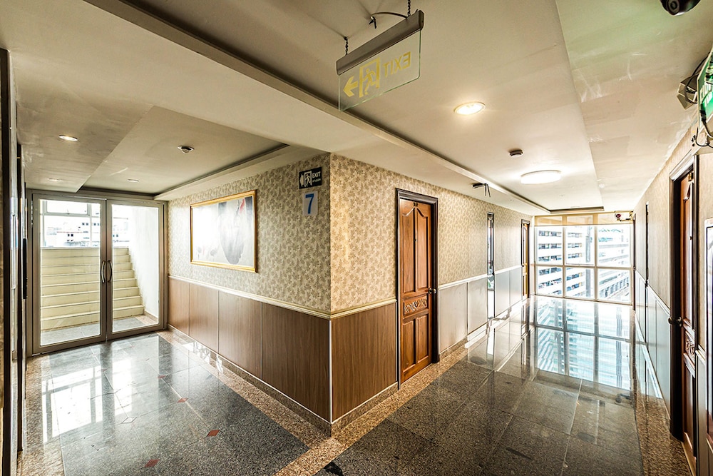 Juzi Hotel 6/57