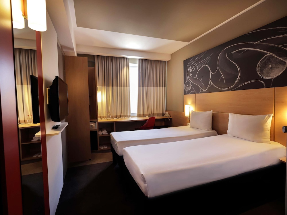 Ibis Yerevan Center 17/67