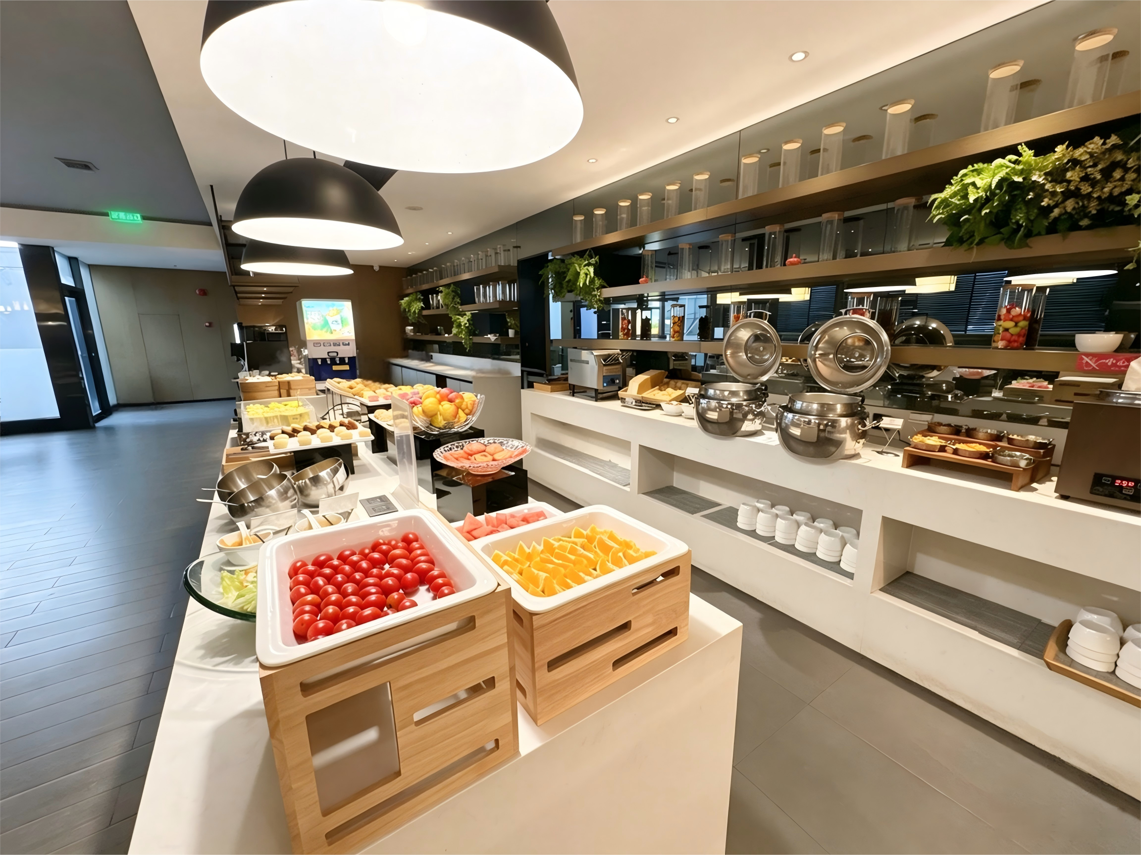 Paco Song Hotel (Guangzhou Financial City Chepo South Metro Station) 67/76