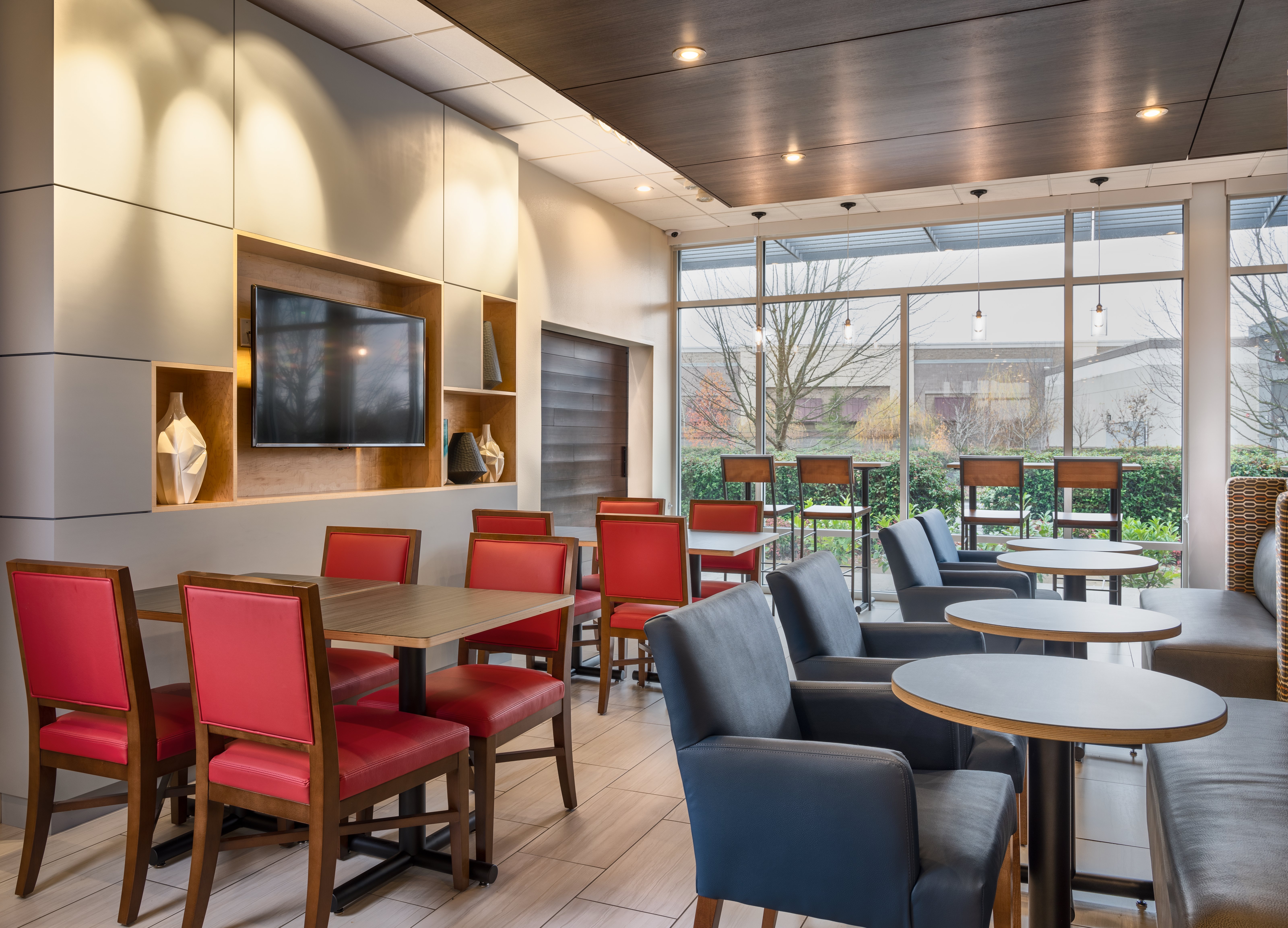Holiday Inn Express and Suites Salem North - Keizer 48/71