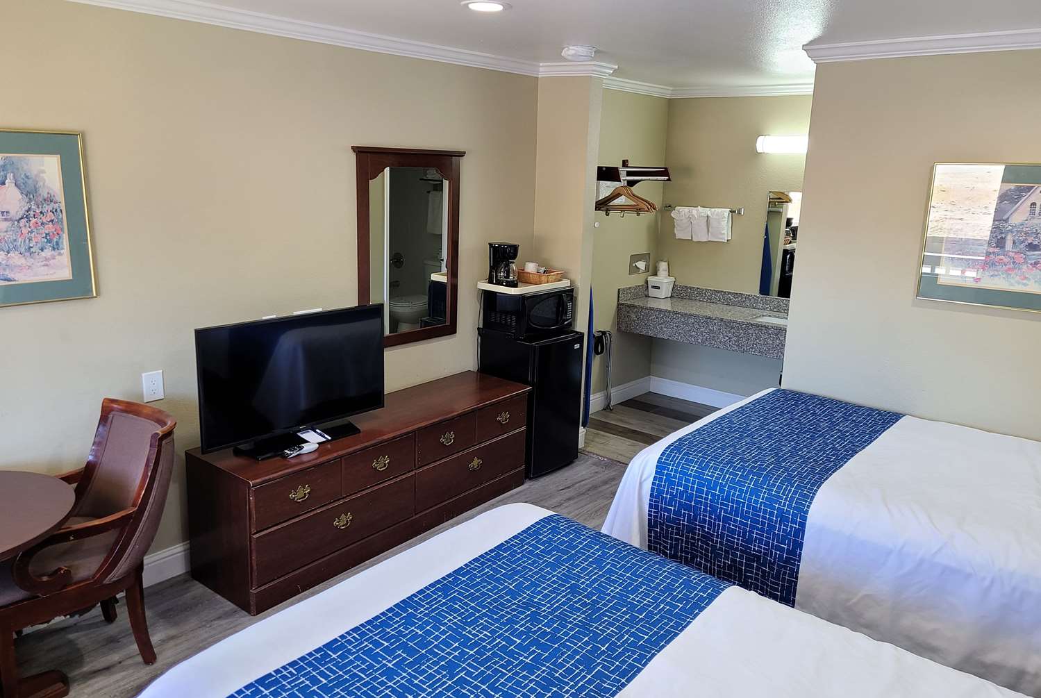 Travelodge by Wyndham Clearlake 33/36