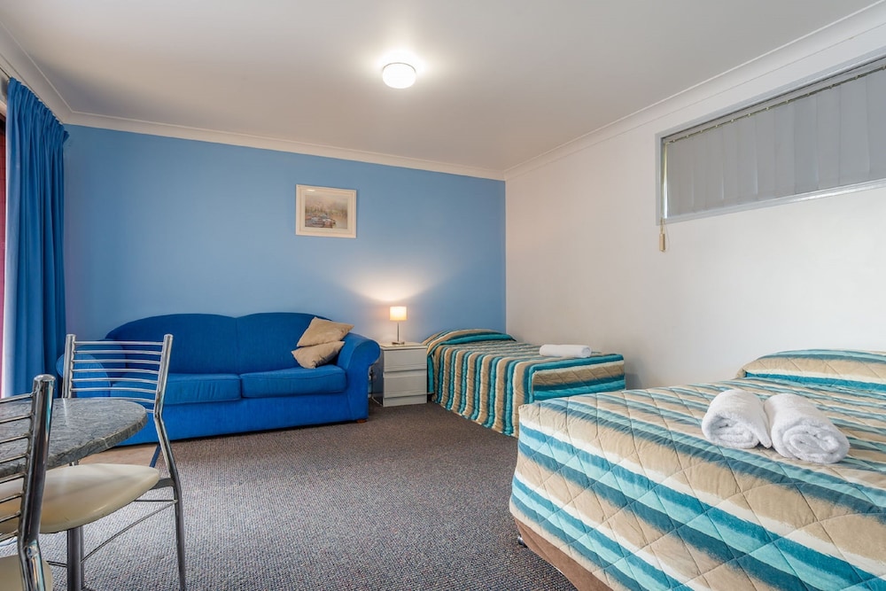 Aspley Carsel Motor Inn 26/60