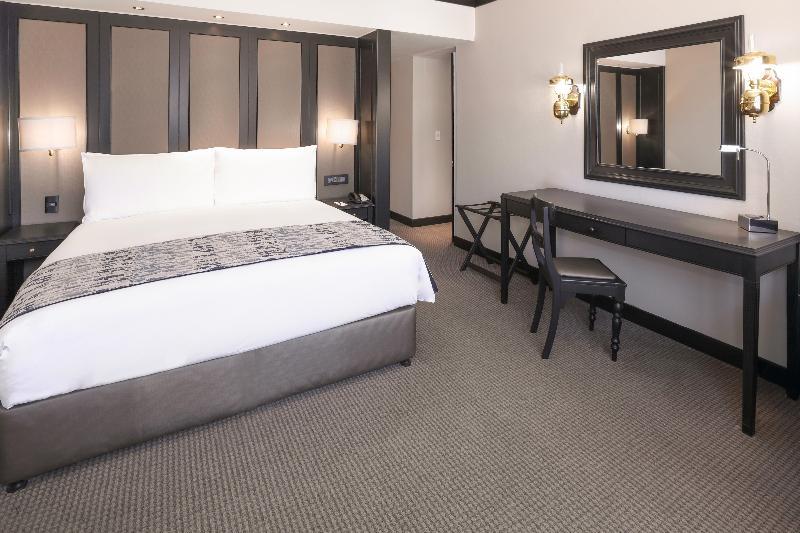 Suite, Double Bed, Smoking