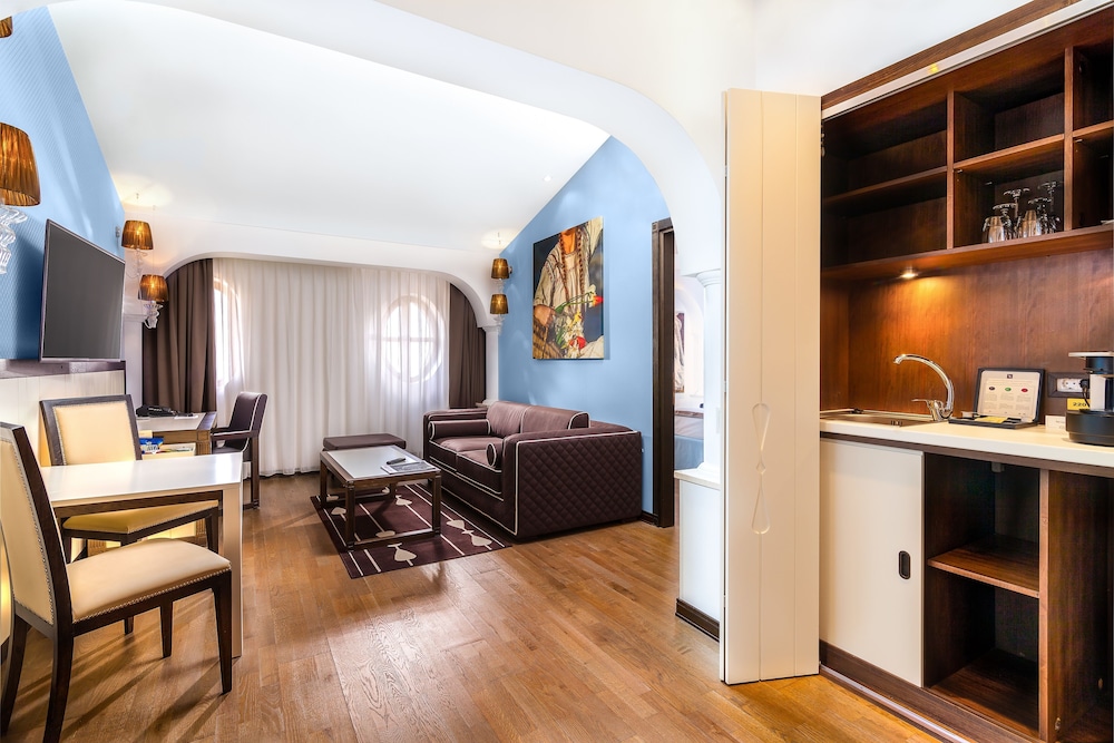 Epoque Hotel Relais Chateaux 41/52