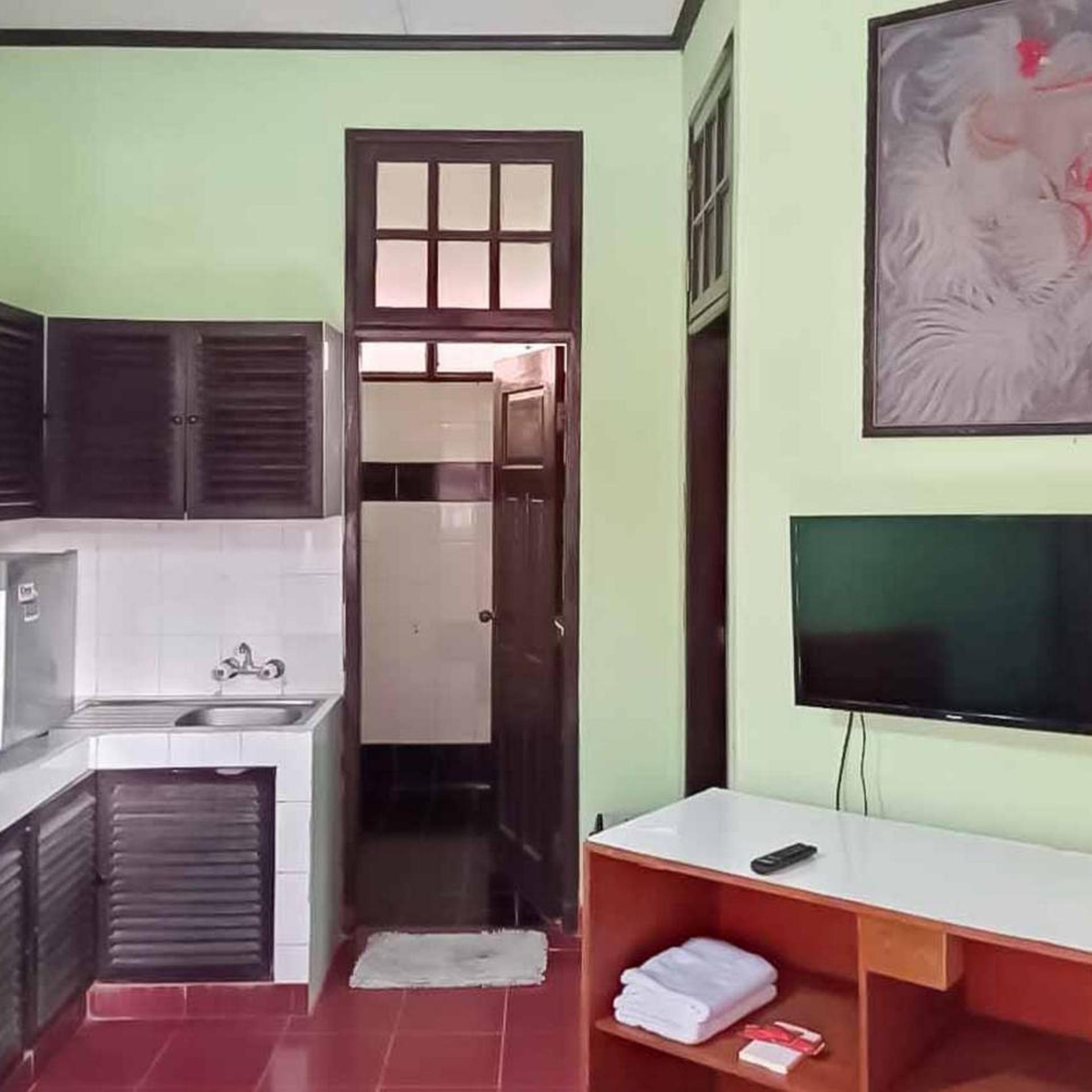 RedDoorz Plus near Tugu Mercusuar Anyer 35/50